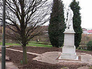 Supporting image for story: Baxter statue may move back