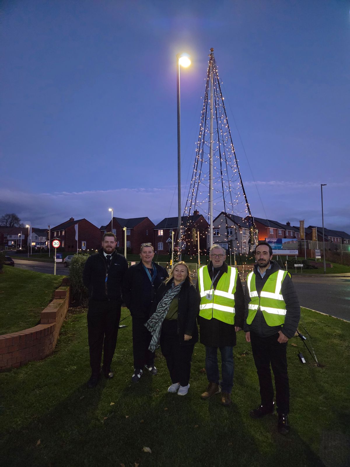 Developers donation ensures Priorslee Christmas will be merry and light