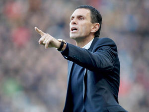 Supporting image for story: Sunderland boss Gus Poyet backs Kidderminster Harriers for promotion
