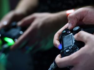 Supporting image for story: Uncharted 4 picks up best game award at industry's Baftas