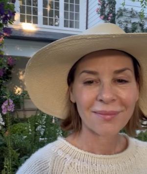 Embeth Jean Davidtz in her post on Instagram