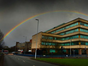 Supporting image for story: Carillion crisis: Banks' help 'no more than a sticking plaster'