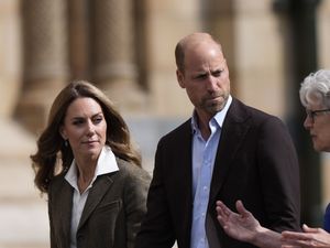 Supporting image for story: William and Kate arrive for tour of Natural History Museum’s gardens