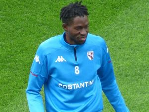 Supporting image for story: Wolves agree Boubacar Traore season-long loan with Metz 