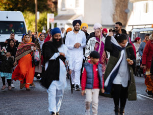 Supporting image for story: Thousands turn out for parades to mark birth of Guru Nanak Dev Ji