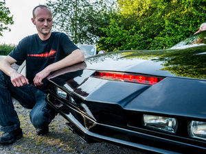 Supporting image for story: Video and pictures: Crowd all revved up at Market Drayton classic car meet