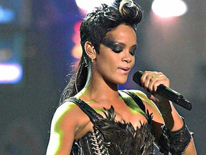 Supporting image for story: Facebook favourite Rihanna is on way
