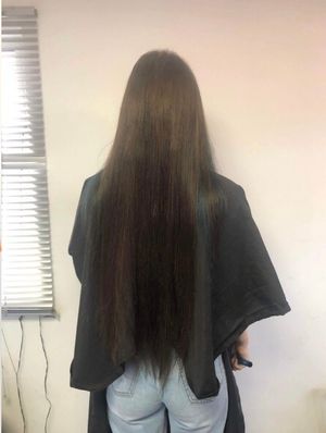 Jade's hair before she had it cropped