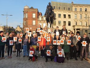 Supporting image for story: Wolverhampton's show of solidarity for refugee rights across world