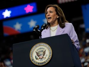Supporting image for story: Harris aims to outmanoeuvre Trump as vice president cautiously rolls out policy