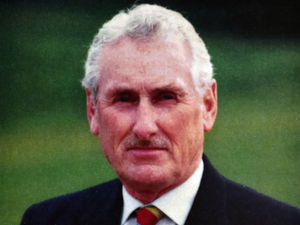 Supporting image for story: Golf club stalwart and former head Elfed dies at 98