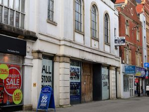 Supporting image for story: Starmer to warn of communities’ decline in bid to move on from Mandelson scandal