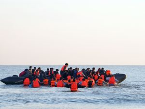 Supporting image for story: More than 19,000 migrants entered UK by small boat so far in 2024