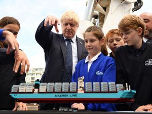 Supporting image for story: Johnson denies lying to the Queen over suspension of Parliament