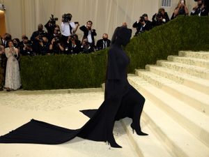 Supporting image for story: Kim Kardashian West wears full face covering at the Met Gala
