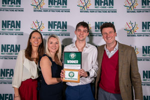 The Hockerhill Playbarn Team with their award