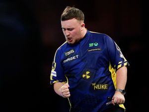 Supporting image for story: Luke Littler closes in on history after easing into World Championship final