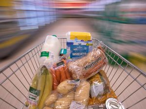 Supporting image for story: Supermarkets could be fined if they fail to hit new healthy eating targets