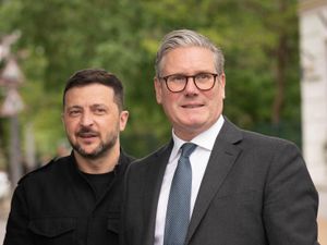Zelensky shakes hands with Starmer