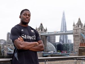 Supporting image for story: Saracens captain Maro Itoje rejects Eddie Jones’ negative leadership assessment