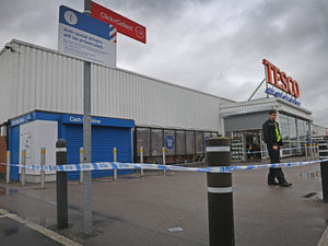 Supporting image for story: Police issue update after patrol car 'pelted' during attempted cash point theft