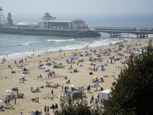 Supporting image for story: Above-average temperatures expected on Easter Sunday