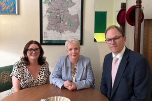 Leigh Ingham and Gareth Snell with Karin Smyth, Minister of State for Health (Secondary Care)