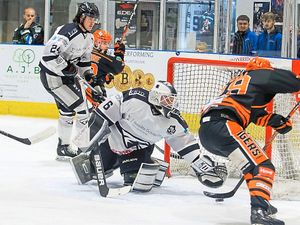 Supporting image for story: Watkins demands a strong Telford Tigers league finish after victory