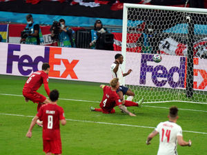 Supporting image for story: History boys earn their shot at immortality