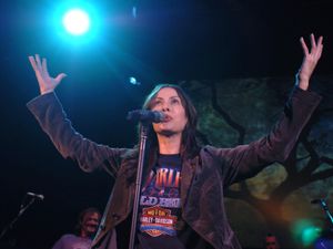 Supporting image for story: Natalie Imbruglia reveals how baby son inspired her to join The Masked Singer