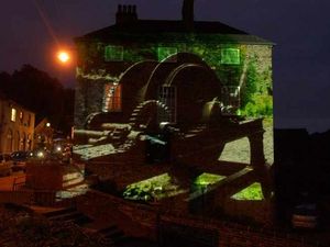 Supporting image for story: Festival-goers take step back in time