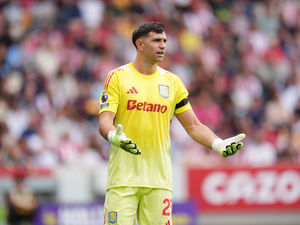 Supporting image for story: Team-mate explains why he's happy Emi Martinez stayed at Aston Villa