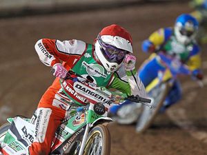 Supporting image for story: Slow start costs Heathens at Isle of Wight
