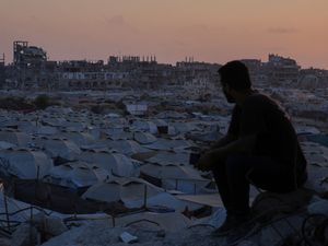 Supporting image for story: Starmer rejects calls for Palestinian statehood as Trump flies to the UK