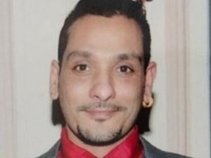 Supporting image for story: CCTV appeal to trace passer-by in alleyway murder investigation