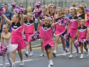 Supporting image for story: Sun shines on Oakengates carnival festivities