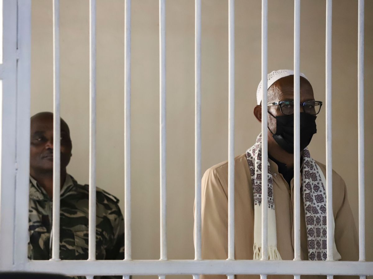 Kenyan court sentences men for aiding al-Shabab militants in 2019 hotel attack