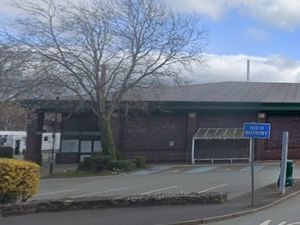 Supporting image for story: Aldi wants to remove canopy from Oswestry store over anti-social behaviour concerns