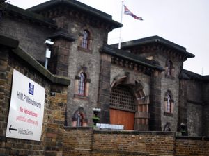 Supporting image for story: Police manhunt after another foreign prisoner mistakenly released from jail