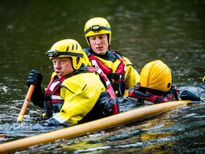 Supporting image for story: Pictures: Shropshire firefighters in river rescue training day