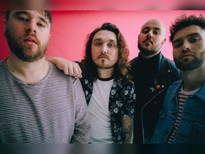 Supporting image for story: Mallory Knox, SHVPES and Templeton Pek to play Birmingham show