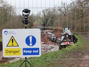 Supporting image for story: Shropshire sinkhole: These are the key steps investigators will take next following 'major incident' at Whitchurch canal