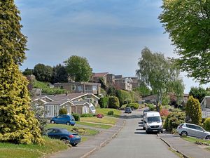 Supporting image for story: The villagers forced to move out of homes due to HS2