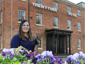 Supporting image for story: The Trewythen in Llanidloes achieves four star grading for self-catering accommodation