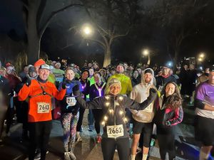 Supporting image for story: Running into 2026: Hundreds of New Year's Eve runners hit Shrewsbury's Quarry for a celebration with a difference