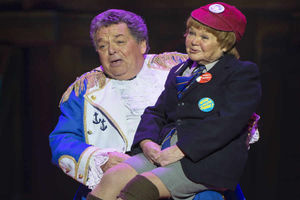 Ian & Janette Tough. Photo by: Paul Coltas