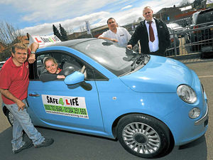 Supporting image for story: Dudley dream-maker Steve grants 500th wish for youngsters