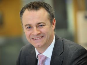 Supporting image for story: Cash-rich companies to benefit as credit squeeze tightens