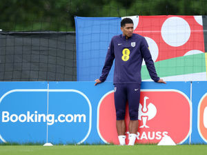 Supporting image for story: Referee for England v Holland showdown has history with Jude Bellingham