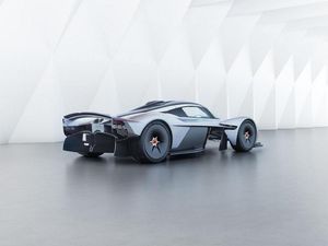 Supporting image for story: Aston Martin shows off Valkyrie’s massive Cosworth V12 engine